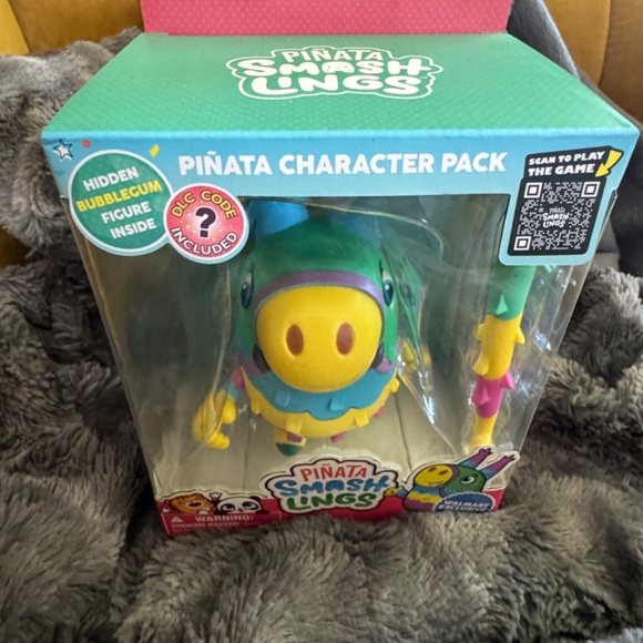 Pinata Smashlings Pinata Box Donkey Character 1 Exclusive Figure - Picture 2 of 7